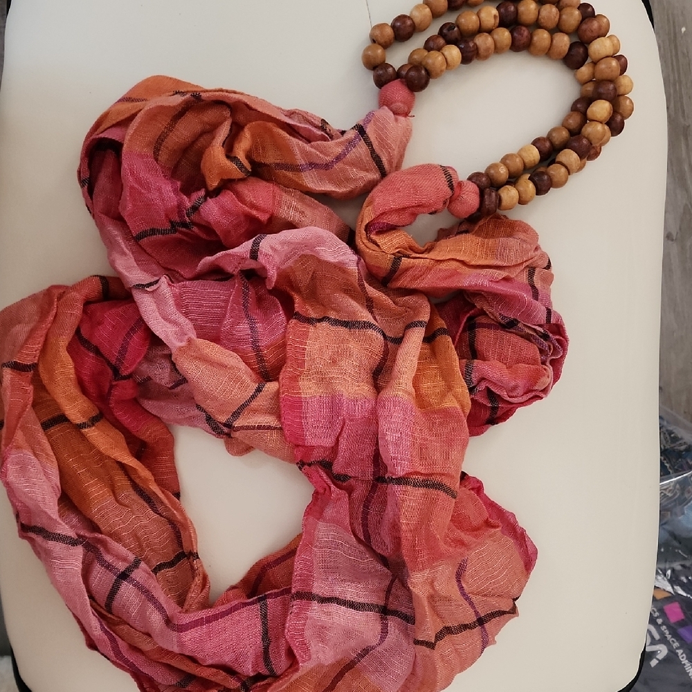 Elegant Pink and Orange Infinity Scarf with Wooden Beads